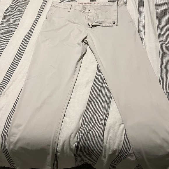 Rhône Commuter Dress pant - Picture 3 of 4